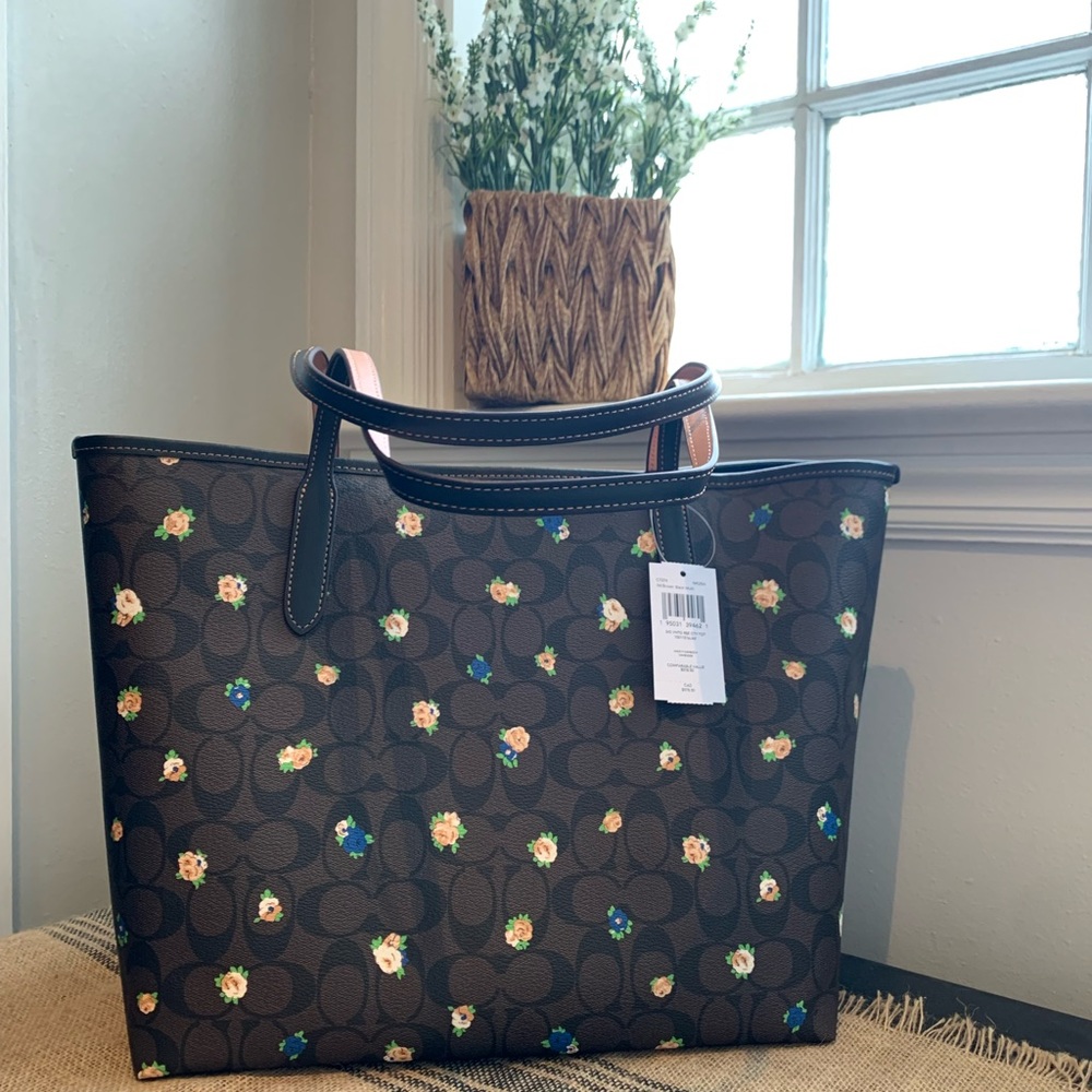 💝Coach Signature City Tote 🎁